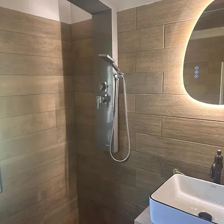 Charme Et Detente, Sauna, Spa,etang Et Terrasse Privee * Gerbépal